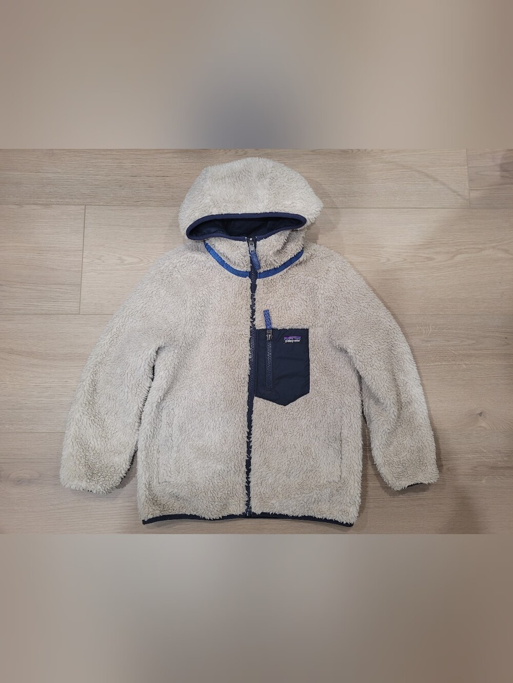 Patagonia Reversible Kids S 7-8 Navy/ Cream Sherpa Fleece Jacket